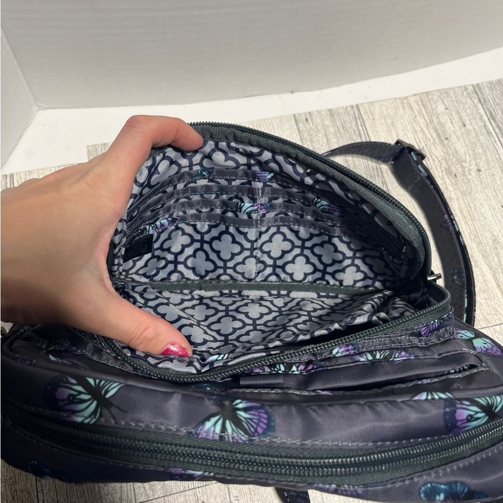 Lug Crossbody Bag with Butterfly Design - Gray and Purple - Picture 3 of 6